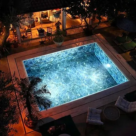 Bademici Otel Ciftlikkoyu